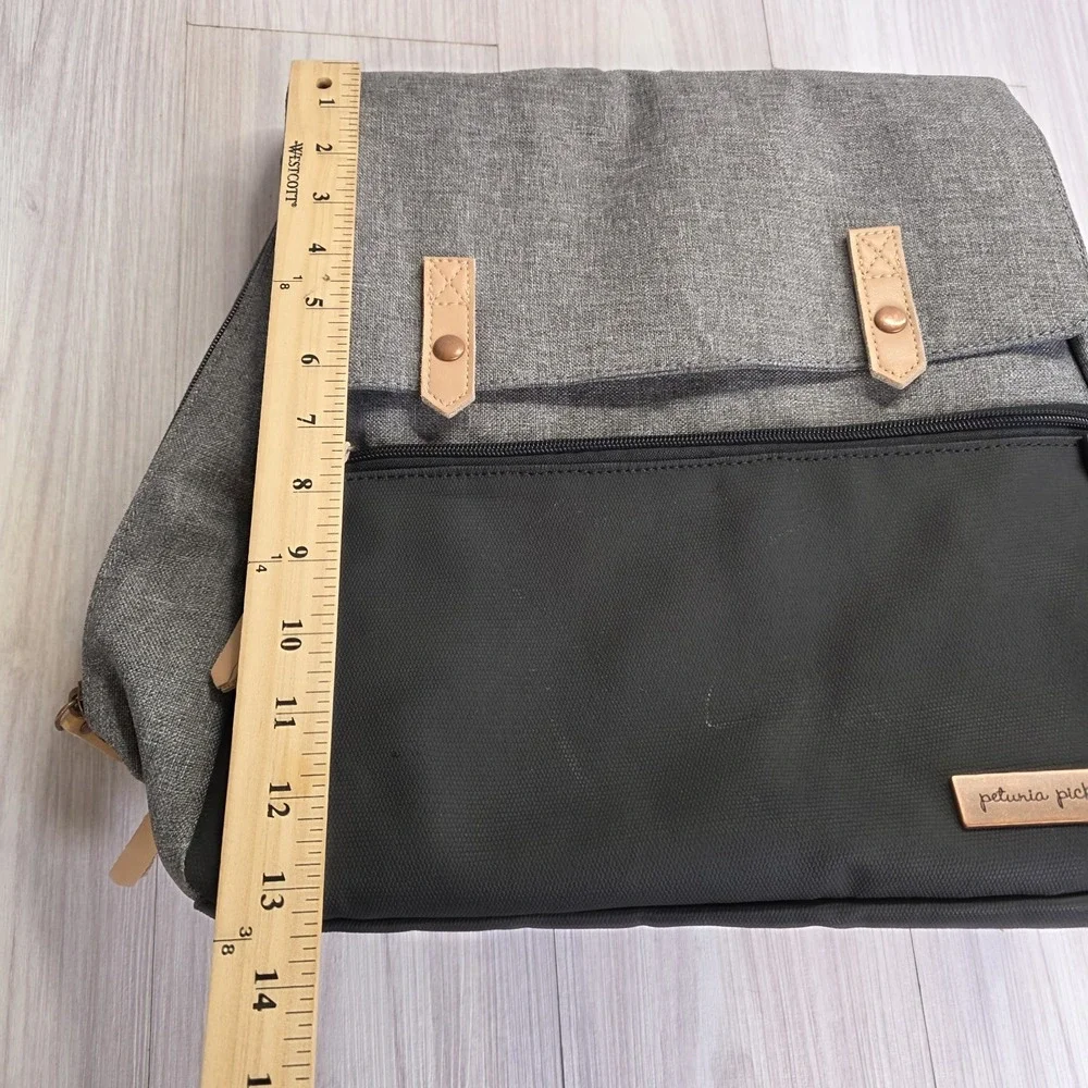 Petunia Pickle Bottom Meta Backpack Graphite/Black Diaper Bag Mom‎ Backpack